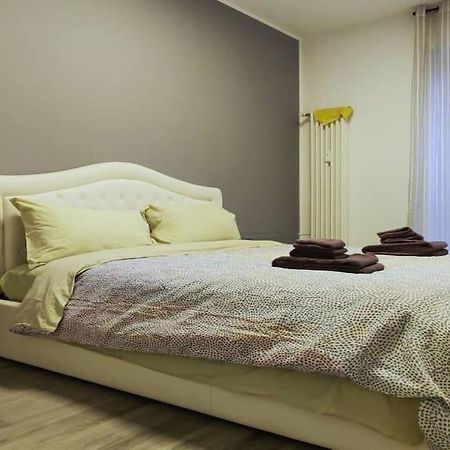 Appartement De Angeli District à Milan Extérieur photo