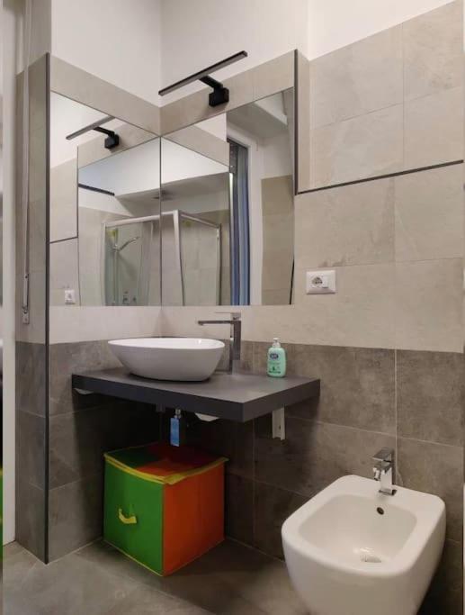 Appartement De Angeli District à Milan Extérieur photo