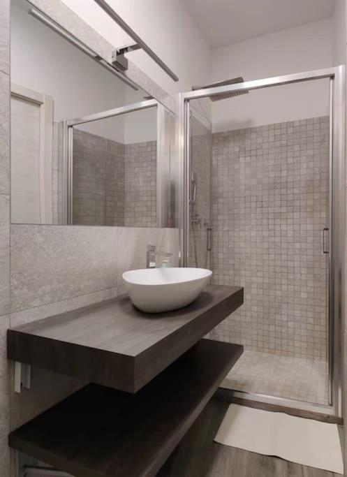 Appartement De Angeli District à Milan Extérieur photo