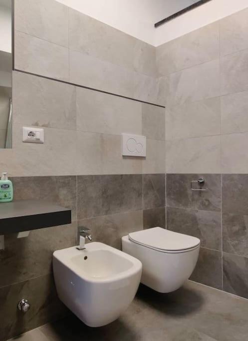Appartement De Angeli District à Milan Extérieur photo